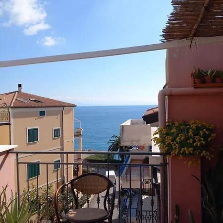 Casa Sulla Punta Bed and Breakfast