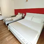 Casa Sulla Punta 卡梅罗塔的码头